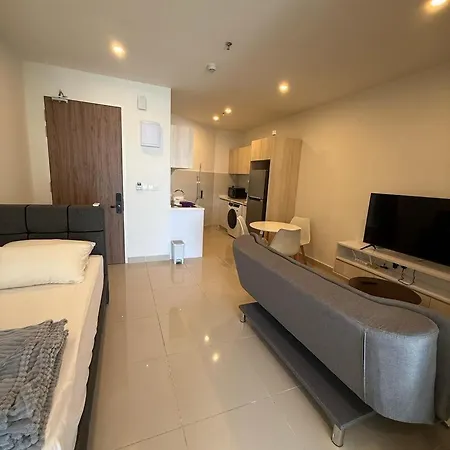 The Shore By New Voyage Kota Kinabalu Exterior photo